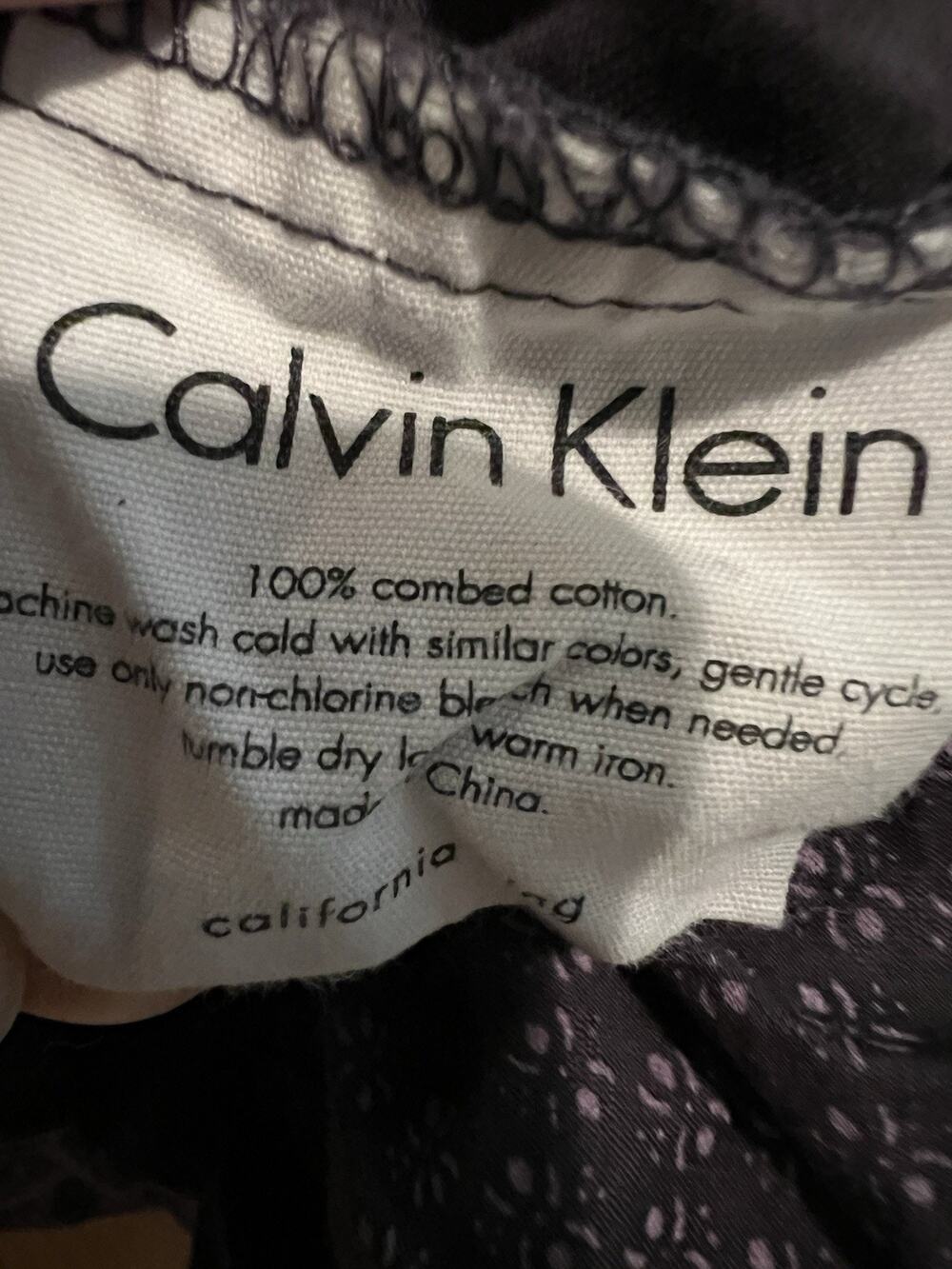CALVIN KLEIN California King Fitted sheet Combed cotton Purple ditzy floral